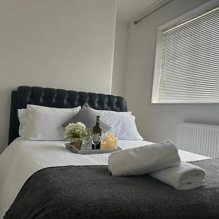 Villa Experience London With Easy Bromley Esterno foto